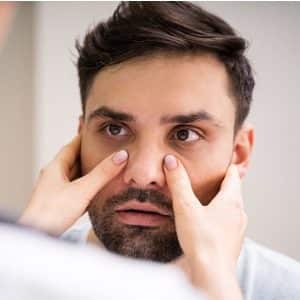 mphysician-doctor-doing-sinusitis-examination-picture